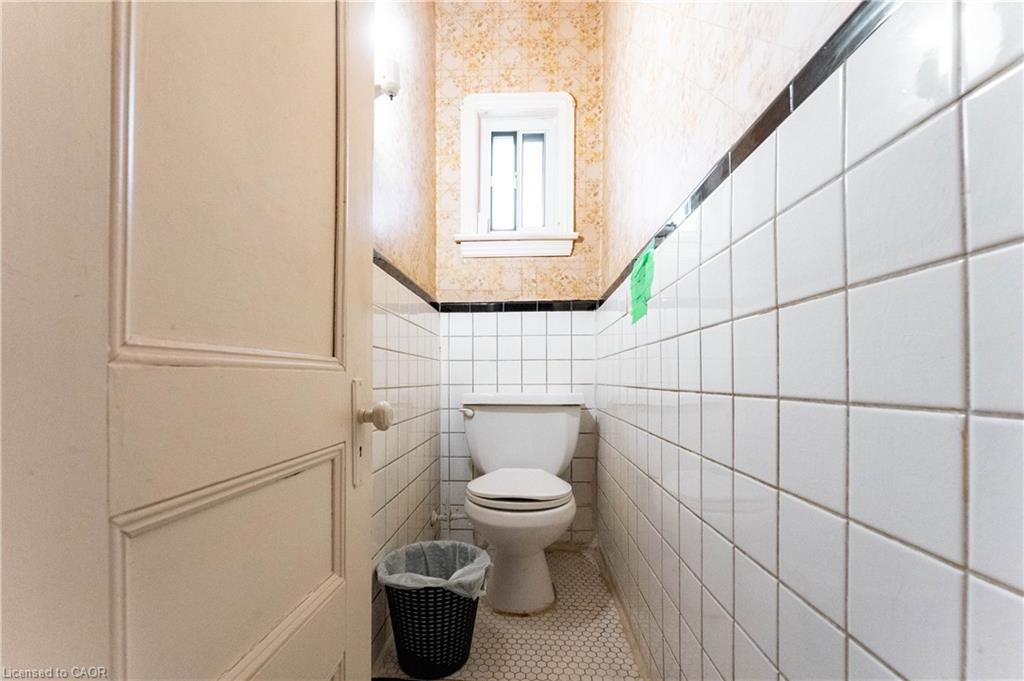 1311 King Street W Property Photo 30