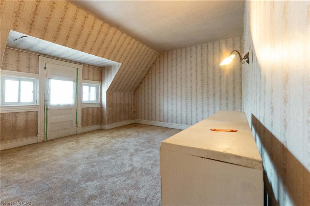 1311 King Street W Property Photo 39