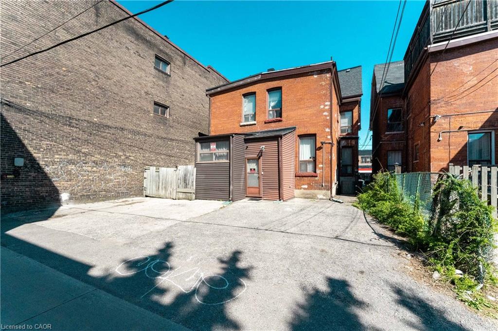 1311 King Street W Property Photo 48