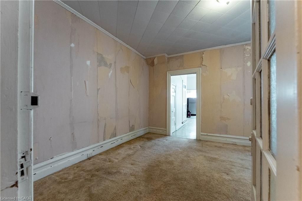 1311 King Street W Property Photo 6