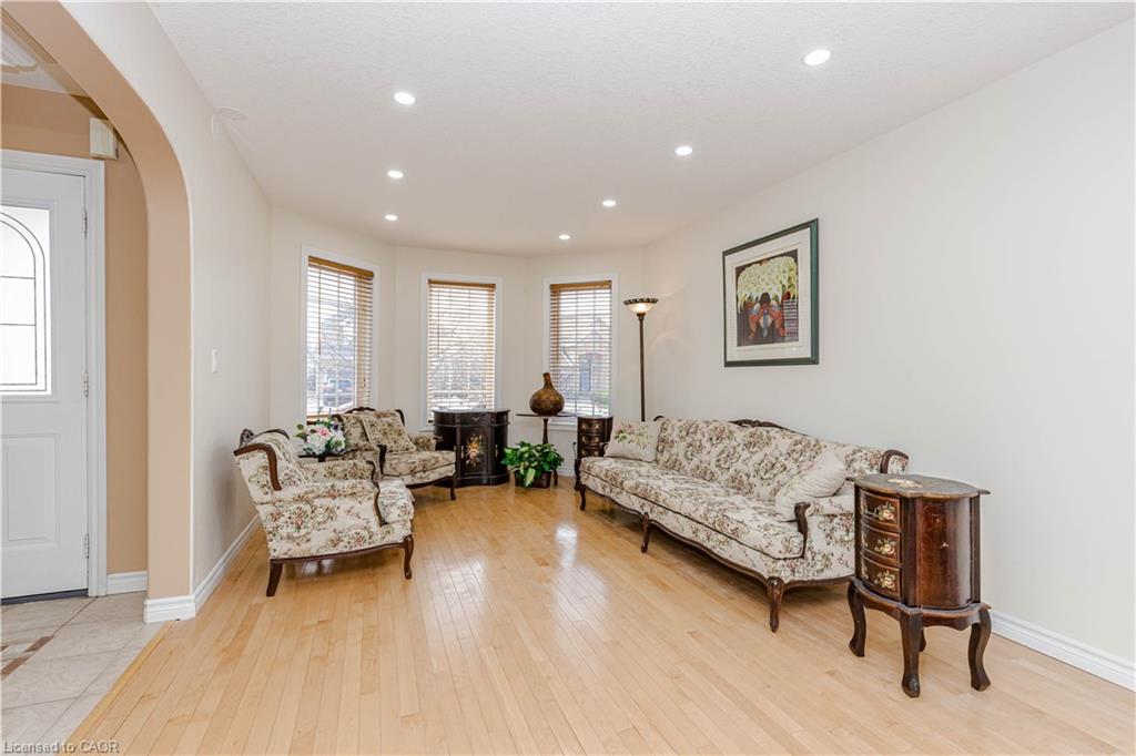 216 Mcnichol Drive Property Photo 15