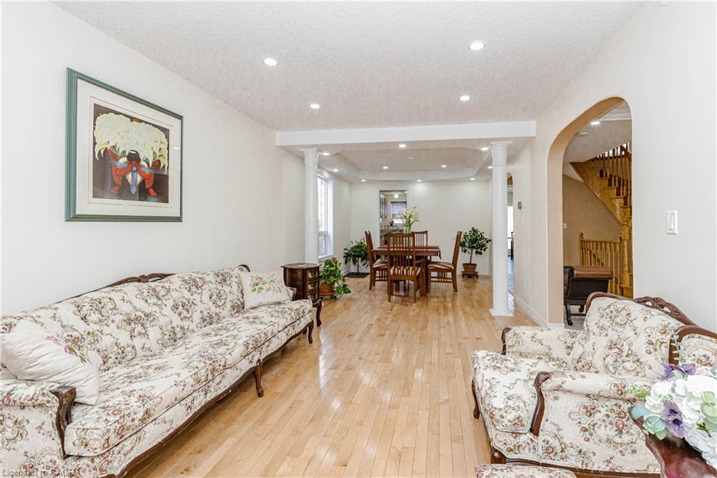 216 Mcnichol Drive Property Photo 17