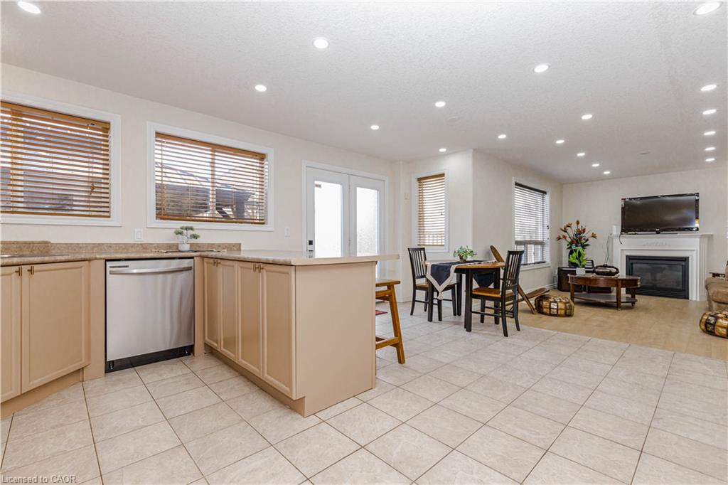 216 Mcnichol Drive Property Photo 25