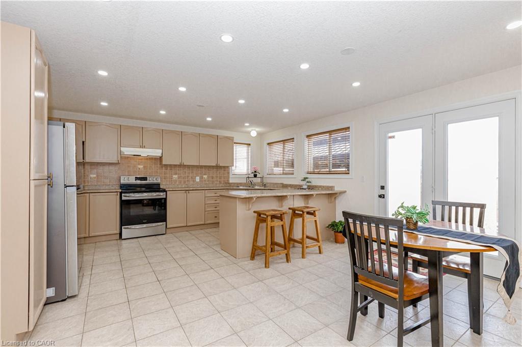 216 Mcnichol Drive Property Photo 27