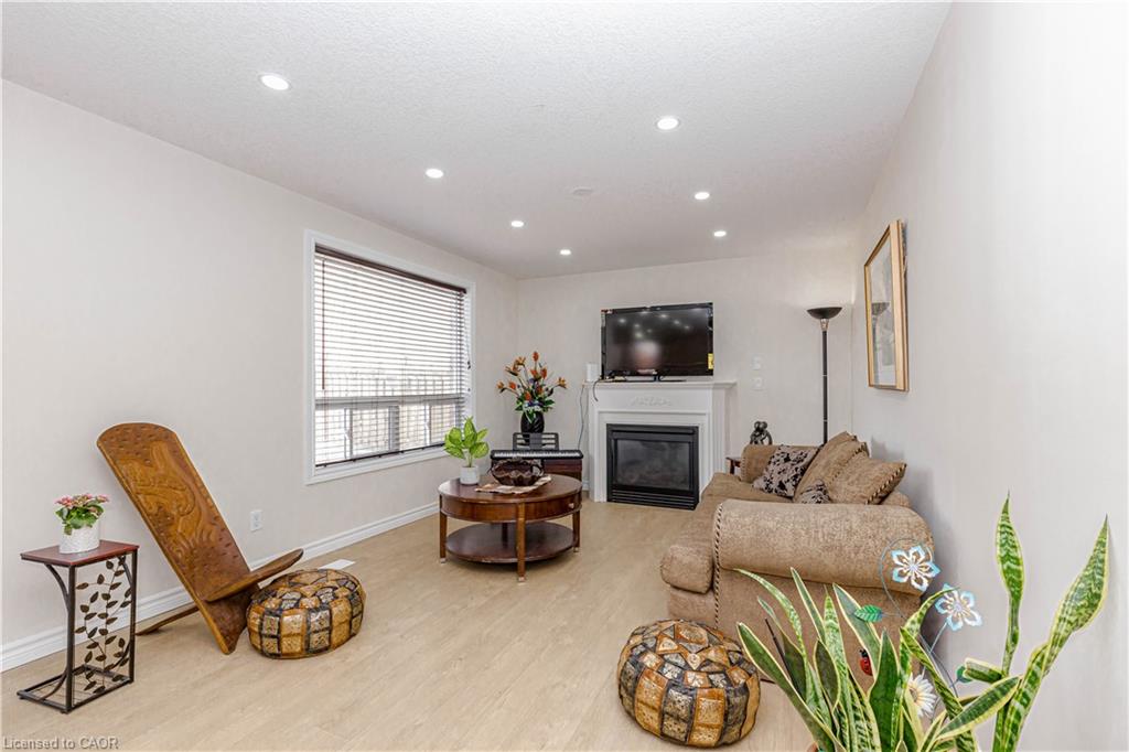 216 Mcnichol Drive Property Photo 28