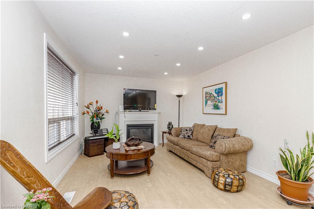 216 Mcnichol Drive Property Photo 29
