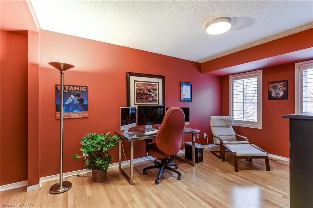 8b-1084 Queen Street W Property Photo 18