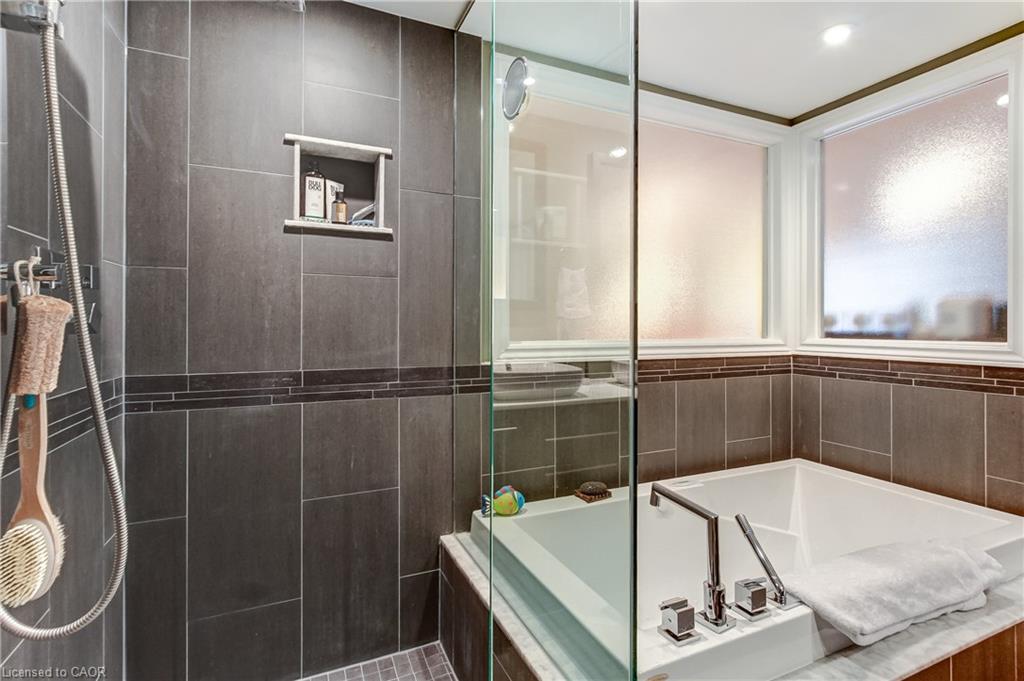 8b-1084 Queen Street W Property Photo 25