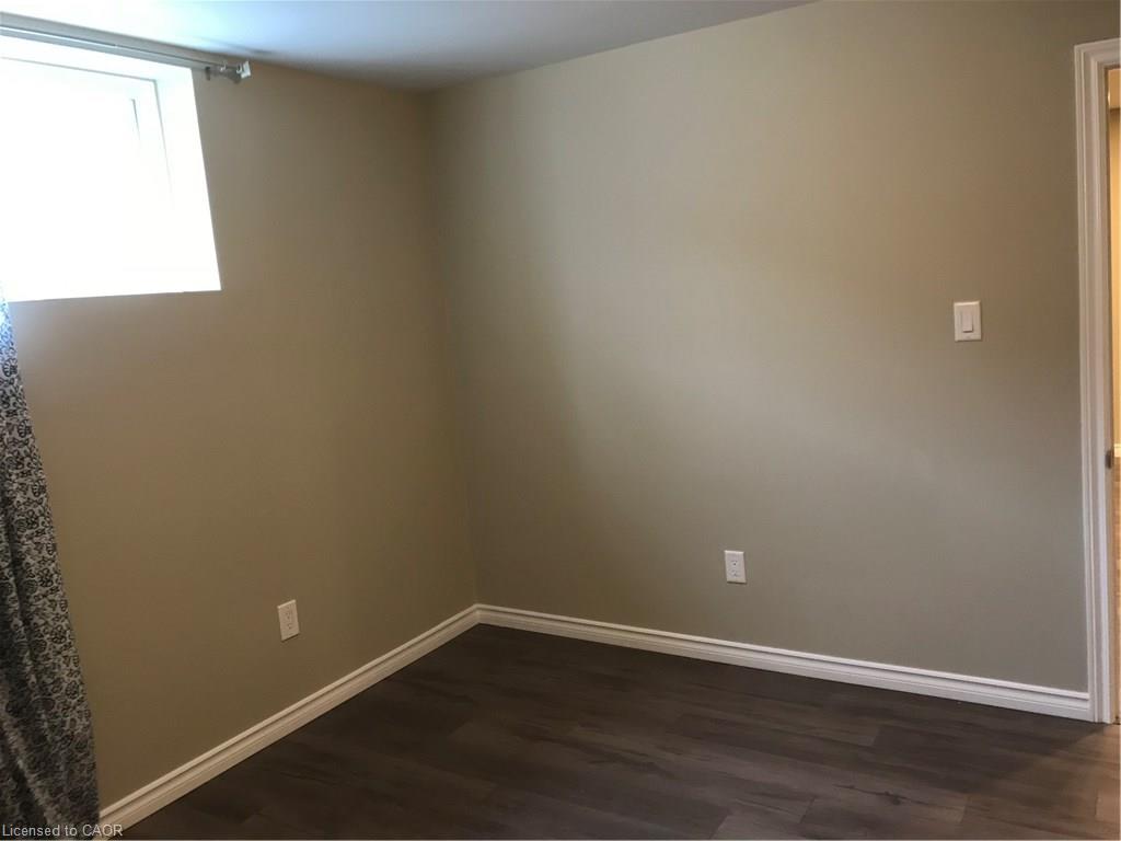 2-102 Elmbank. Trail Property Photo 17