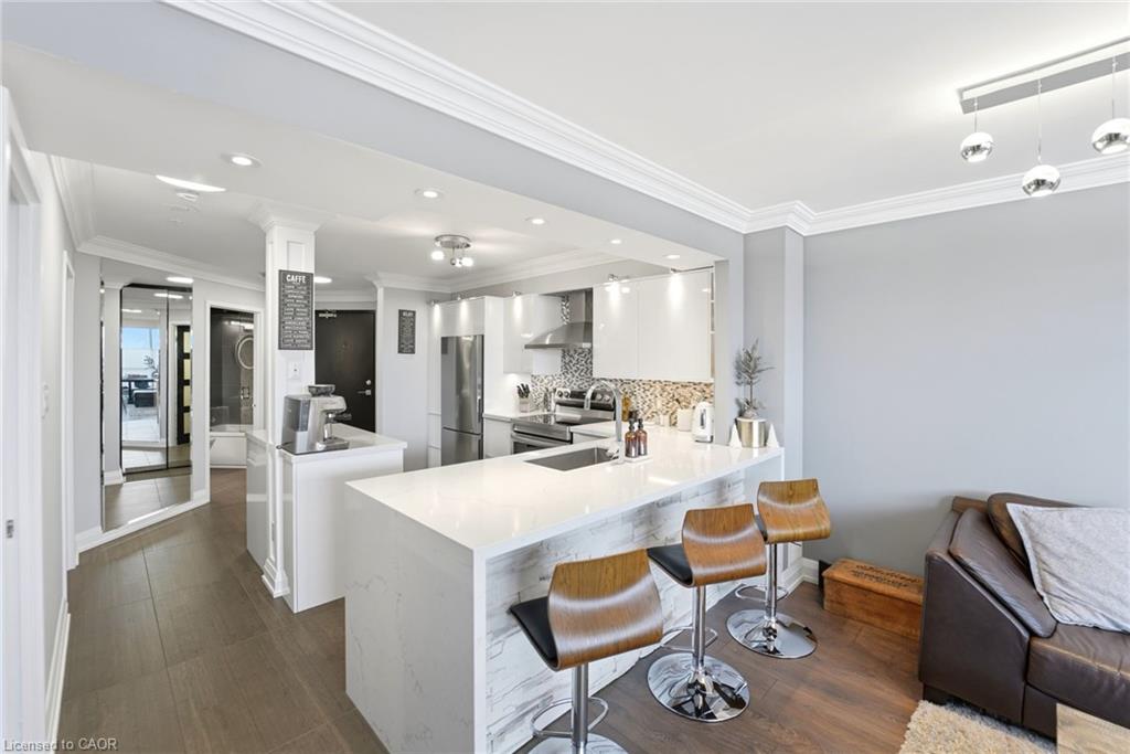 208-1500 Grazia Court Property Photo 4