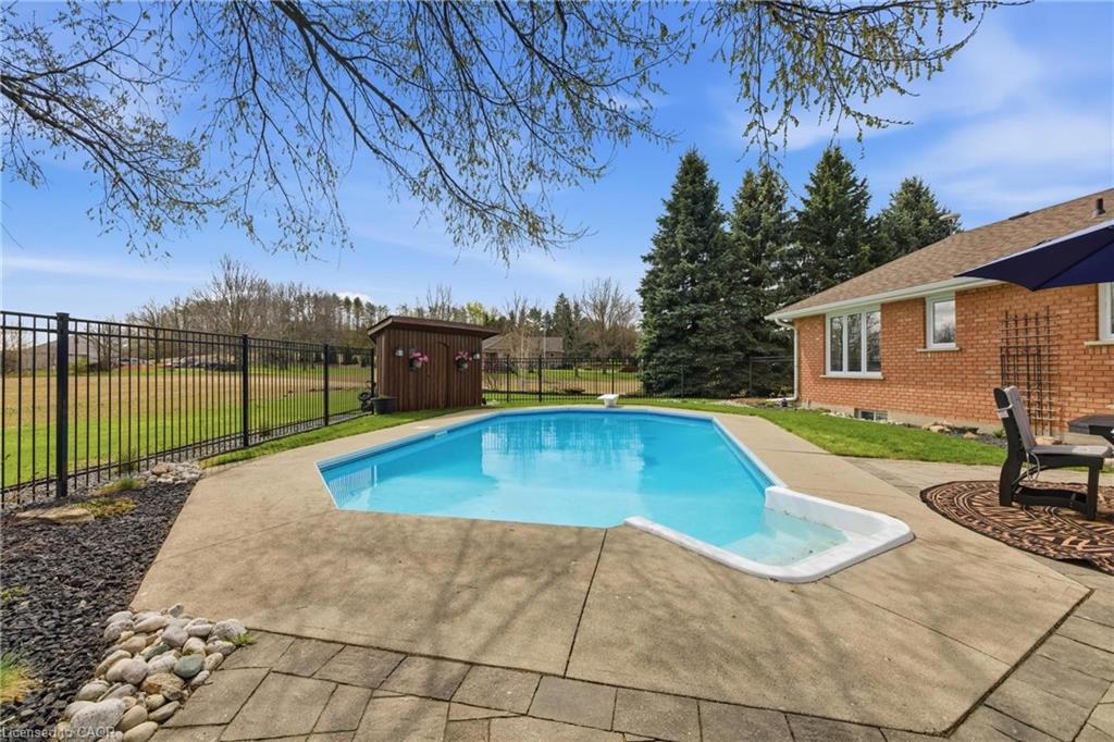 116 Baird Street Property Photo 38