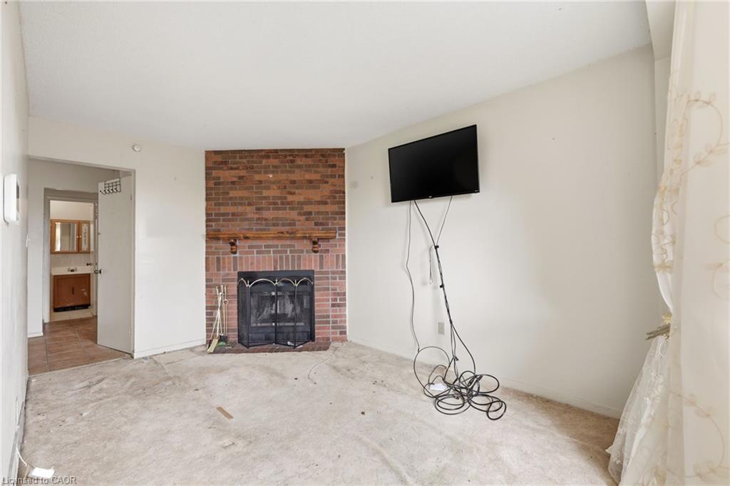 2275 Chapman Court Property Photo 6