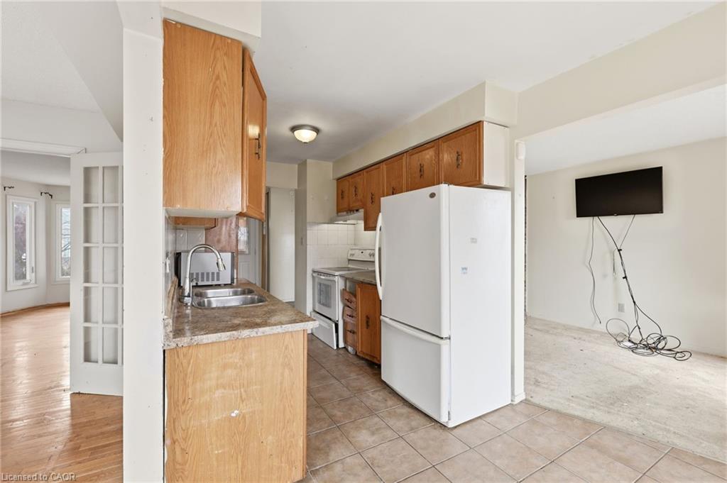 2275 Chapman Court Property Photo 7