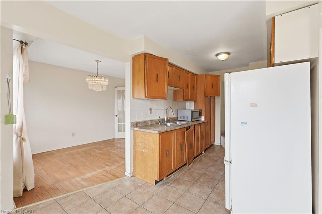 2275 Chapman Court Property Photo 10