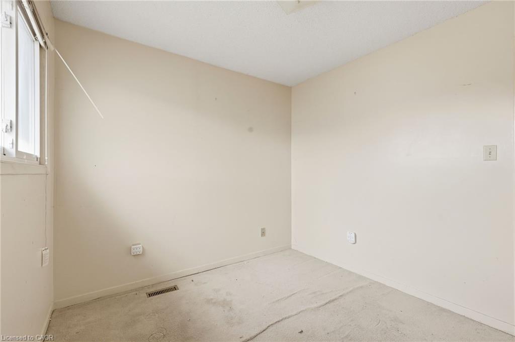 2275 Chapman Court Property Photo 17