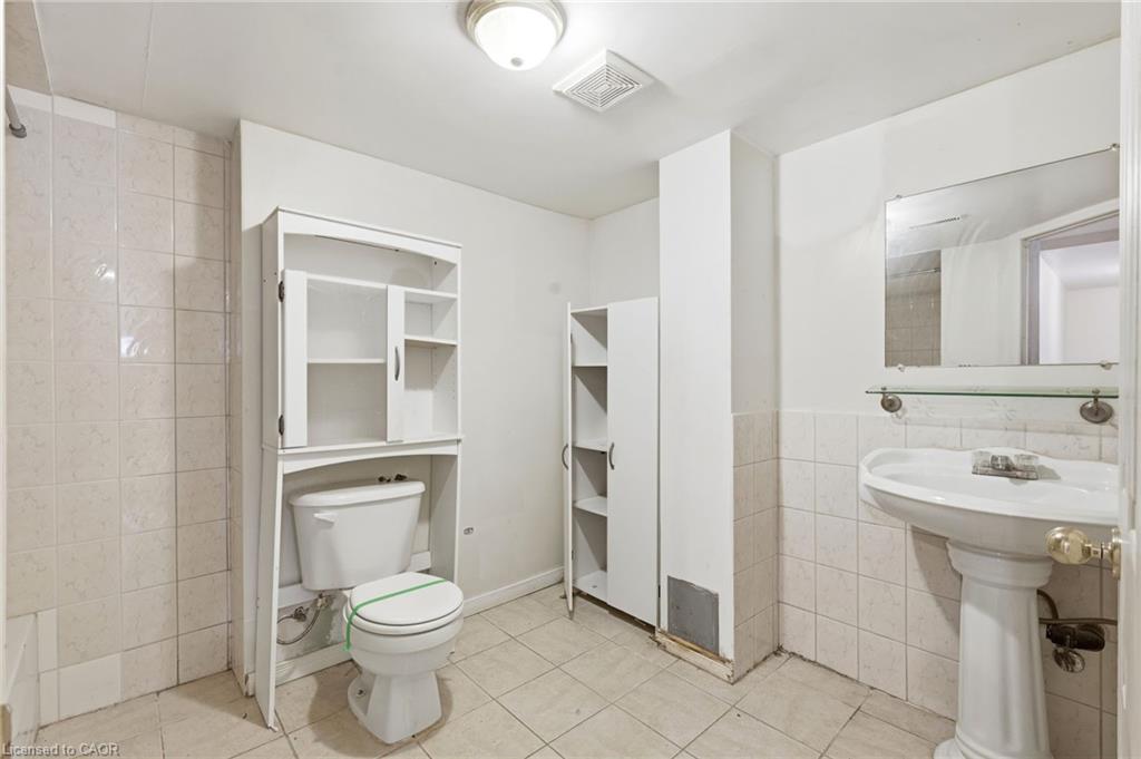 2275 Chapman Court Property Photo 26