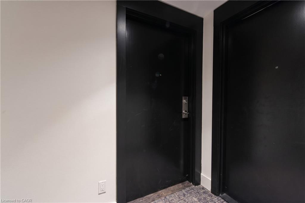 216-1808 St Clair Avenue W Property Photo 6
