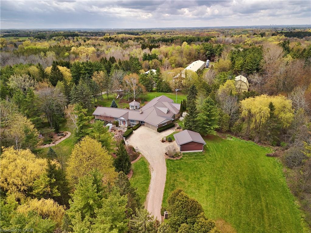 4646 Sideroad 20 N Property Photo 1