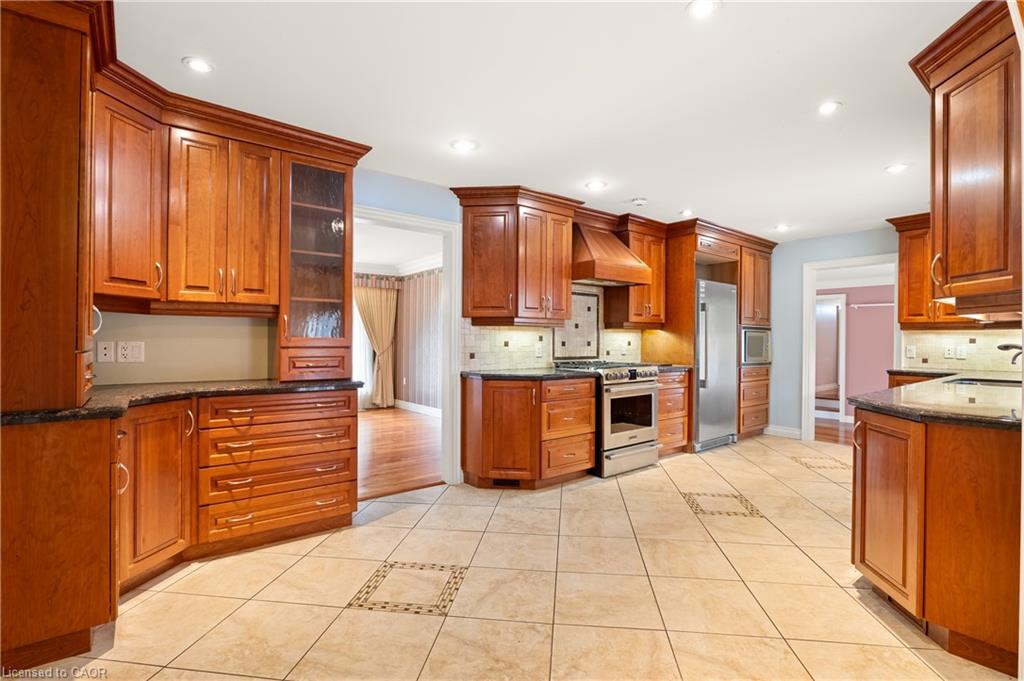 4646 Sideroad 20 N Property Photo 13