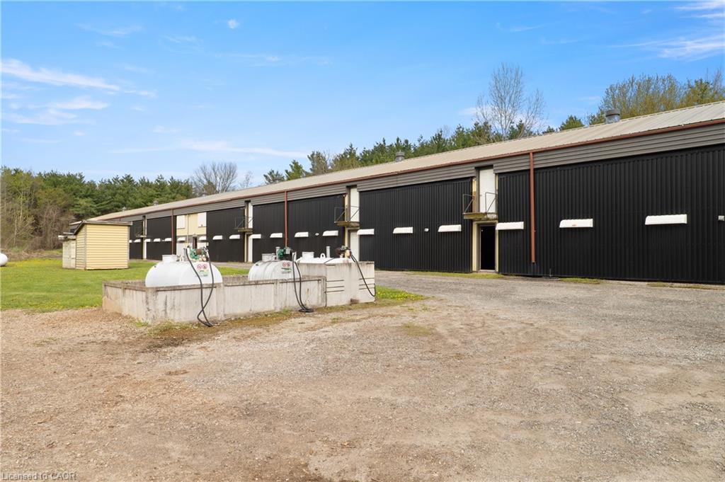 4646 Sideroad 20 N Property Photo 43