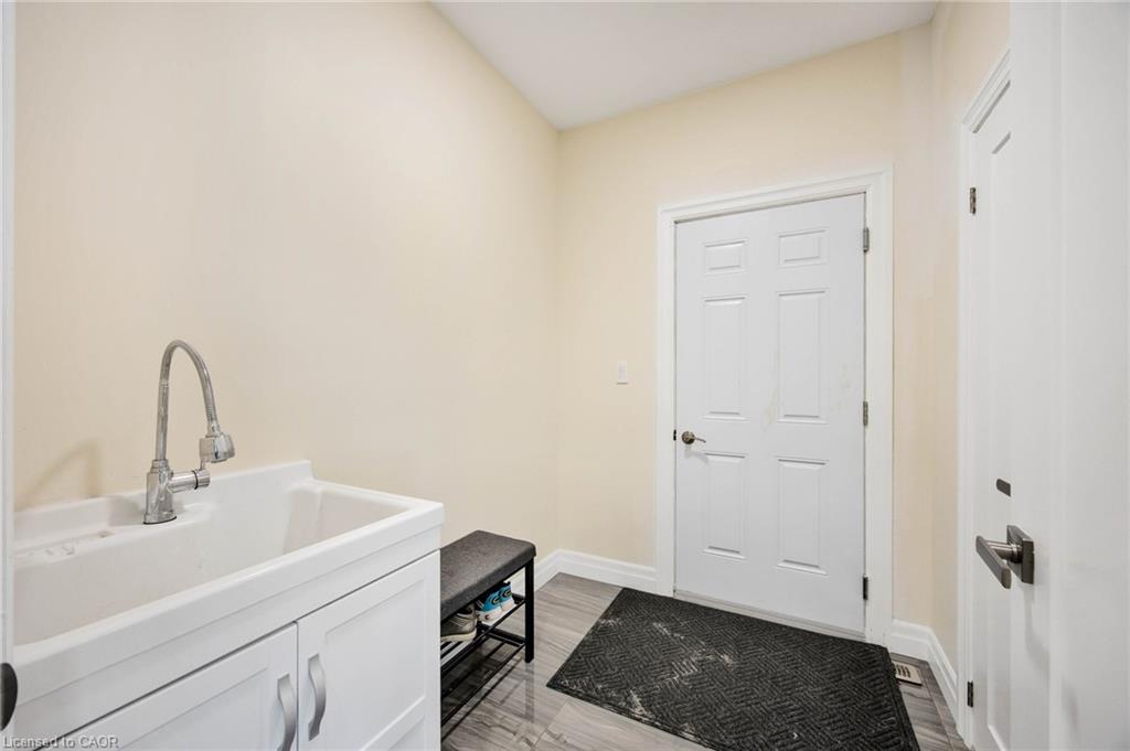 6 Dorothys Drive Property Photo 21