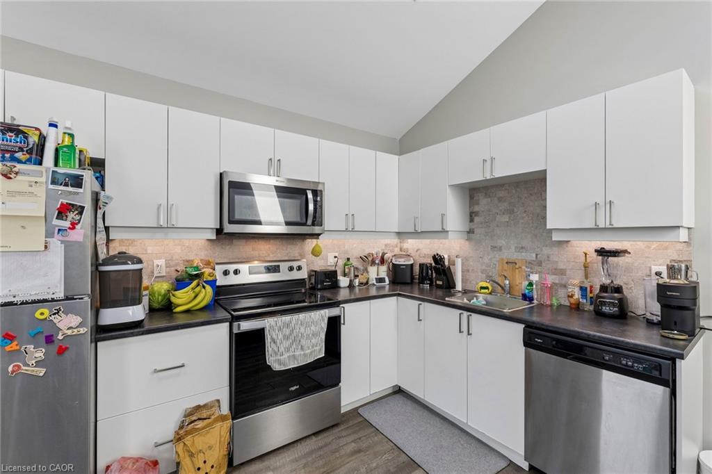 158 Laurentian Drive N Property Photo 10