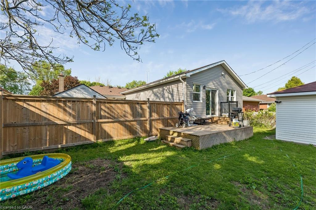 158 Laurentian Drive N Property Photo 19