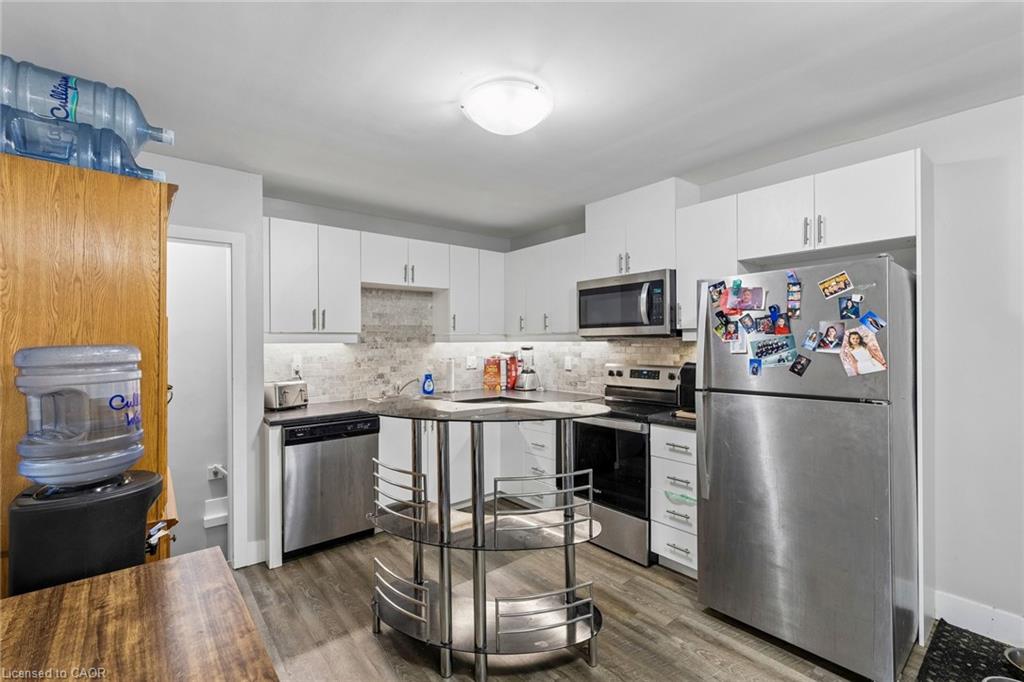 158 Laurentian Drive N Property Photo 27