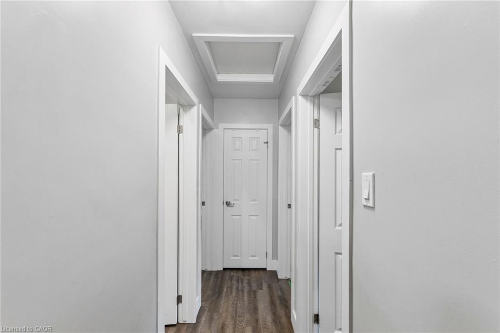 158 Laurentian Drive N Property Photo 29