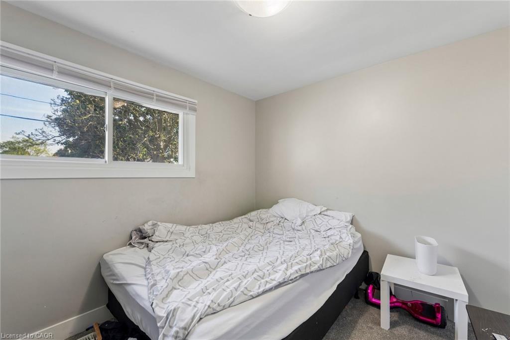 158 Laurentian Drive N Property Photo 32