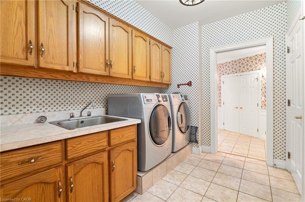 4646 Sideroad 20 N Property Photo 30