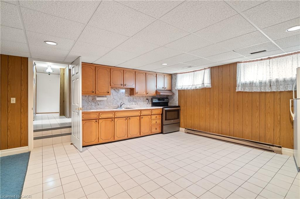 4646 Sideroad 20 N Property Photo 32