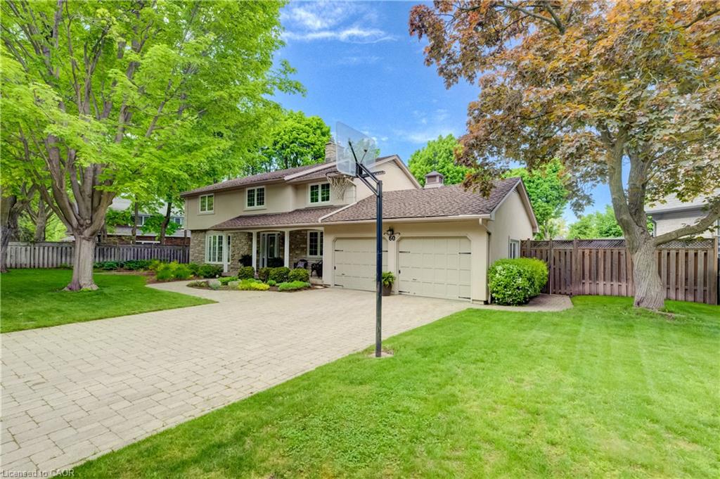60 Huntley Crescent Property Photo 3