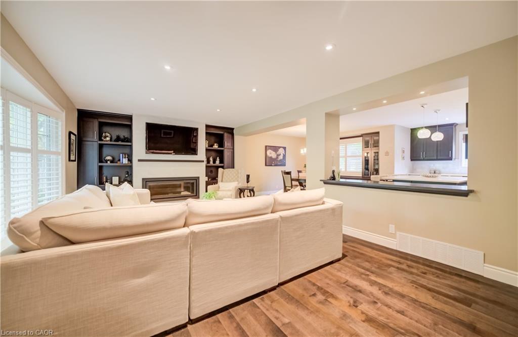 60 Huntley Crescent Property Photo 6