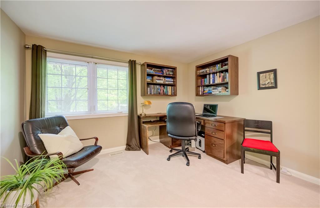 60 Huntley Crescent Property Photo 31