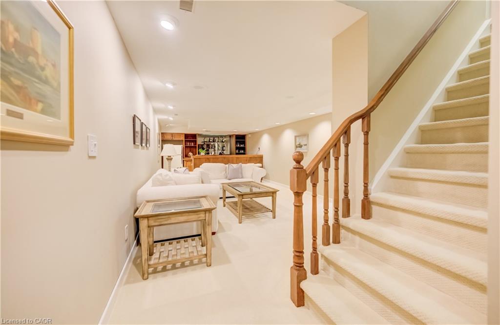 60 Huntley Crescent Property Photo 32