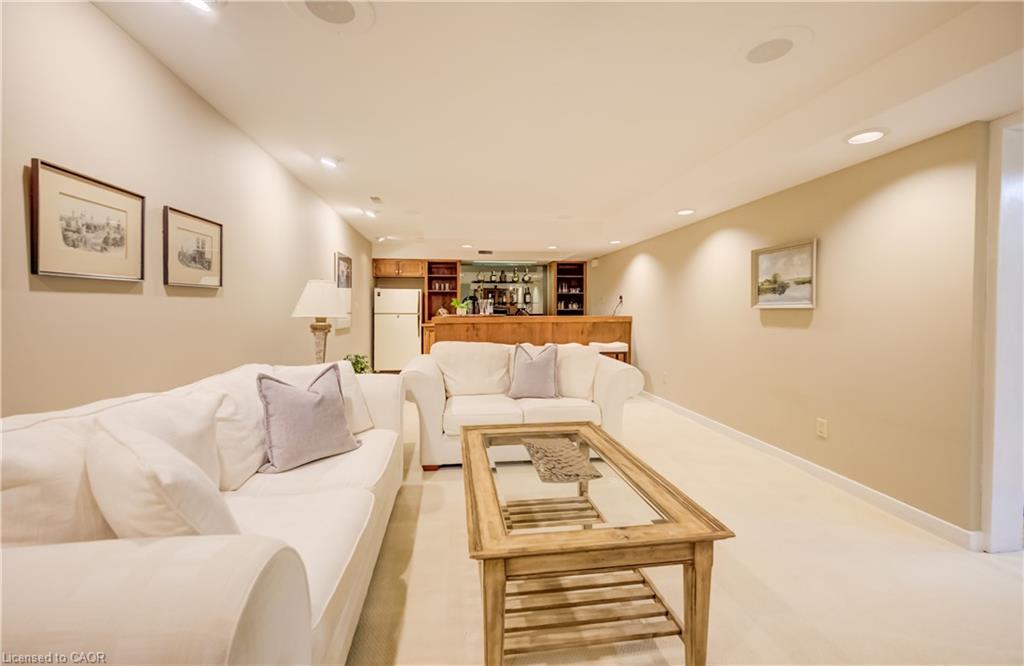 60 Huntley Crescent Property Photo 33