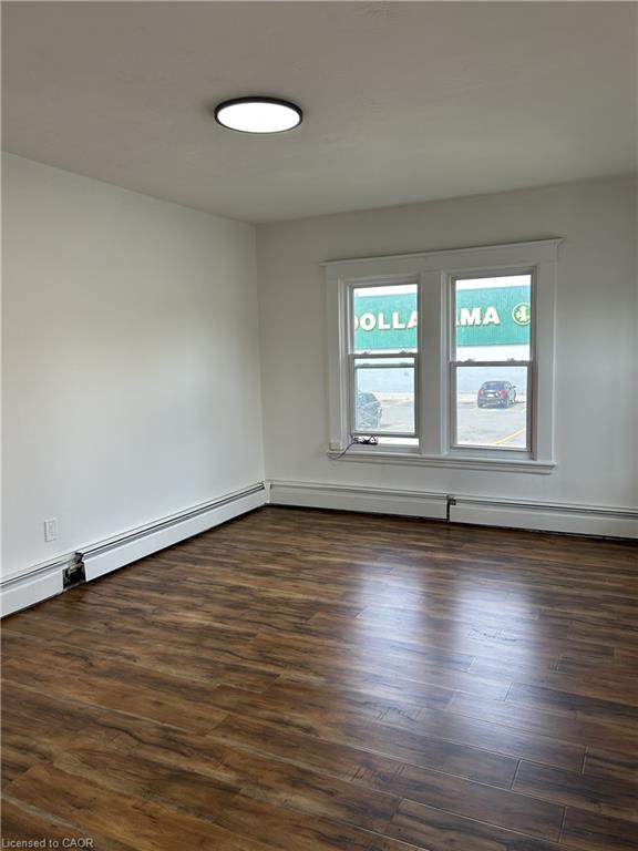 2-3 Balmoral Avenue S Property Photo 8