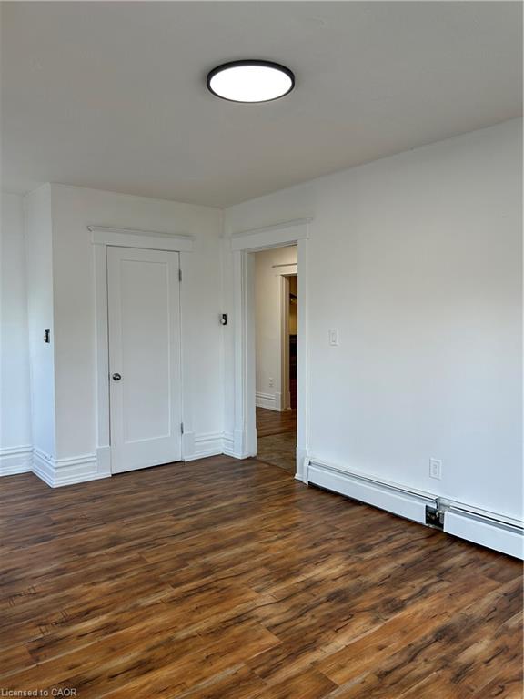 2-3 Balmoral Avenue S Property Photo 11