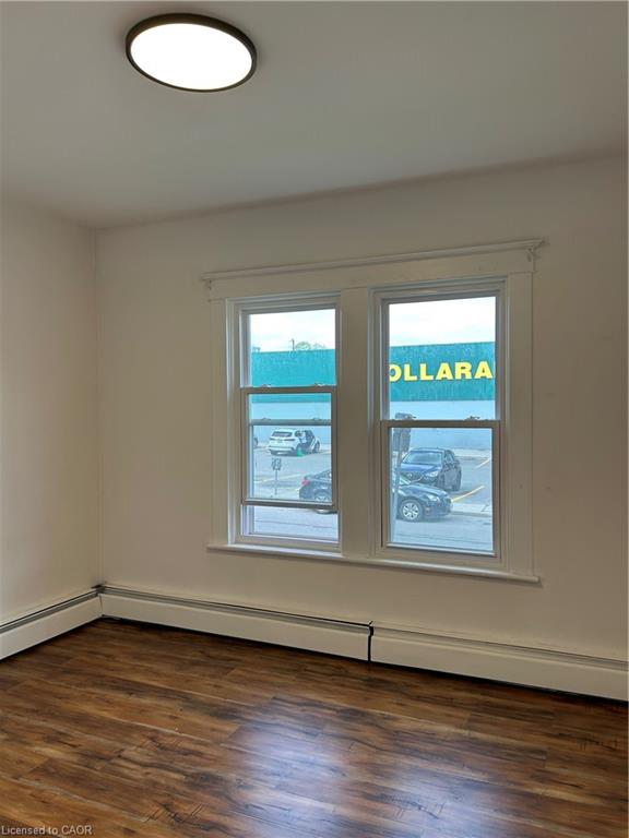 2-3 Balmoral Avenue S Property Photo 18