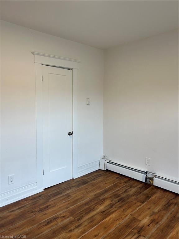 2-3 Balmoral Avenue S Property Photo 19
