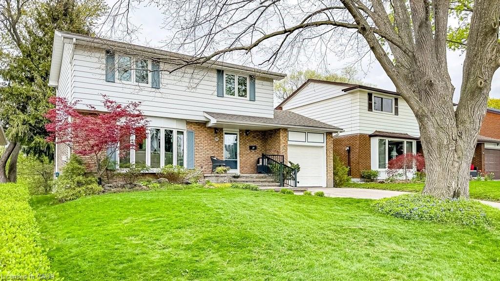19 Chateau Court Property Photo 3