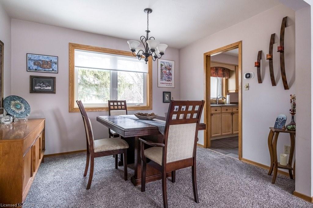 19 Chateau Court Property Photo 11