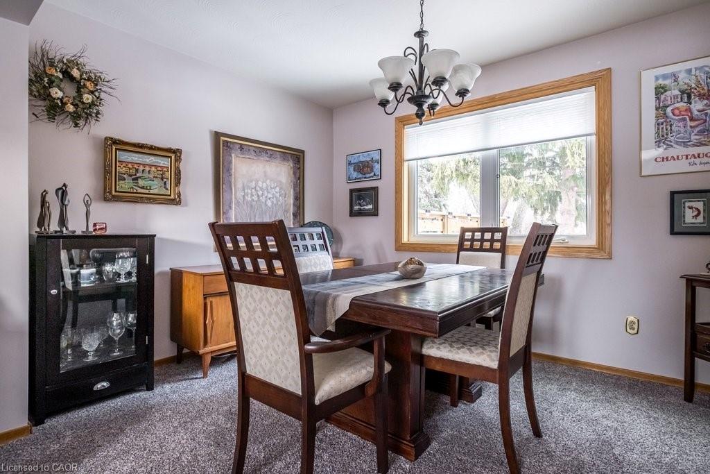 19 Chateau Court Property Photo 12