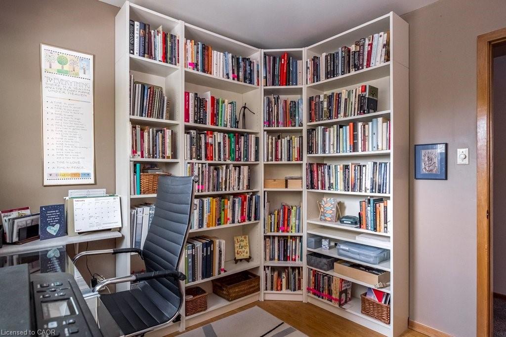 19 Chateau Court Property Photo 29