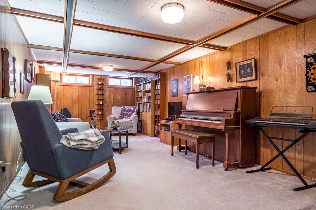 19 Chateau Court Property Photo 32