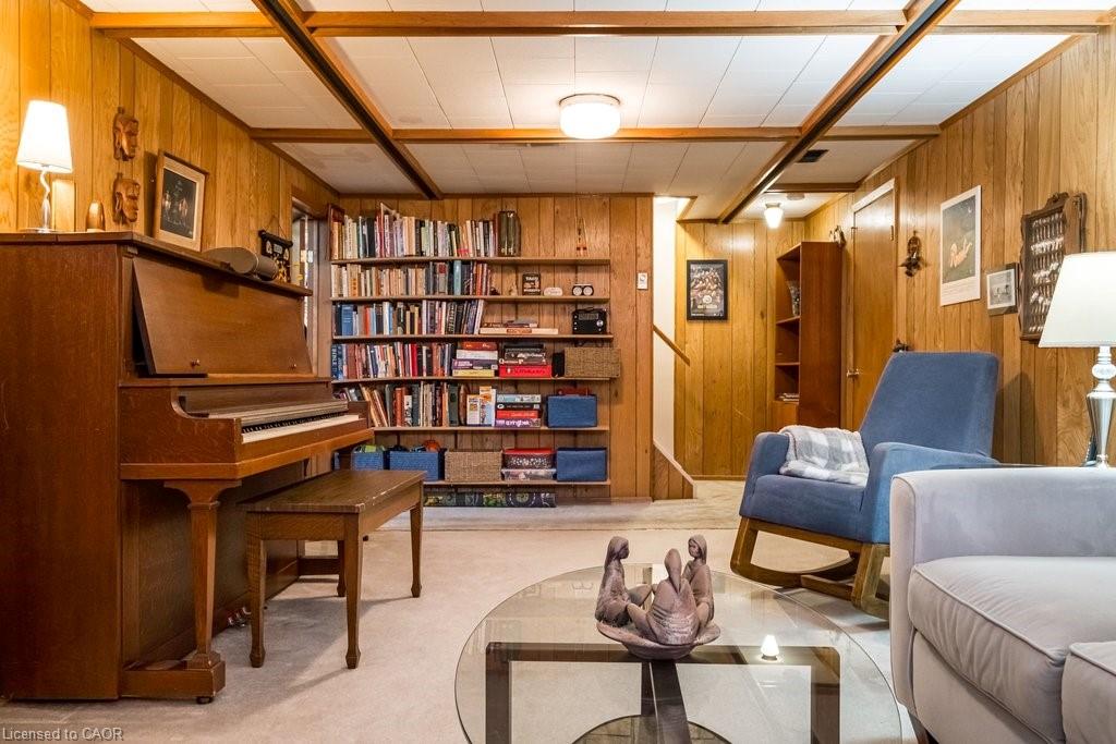 19 Chateau Court Property Photo 33