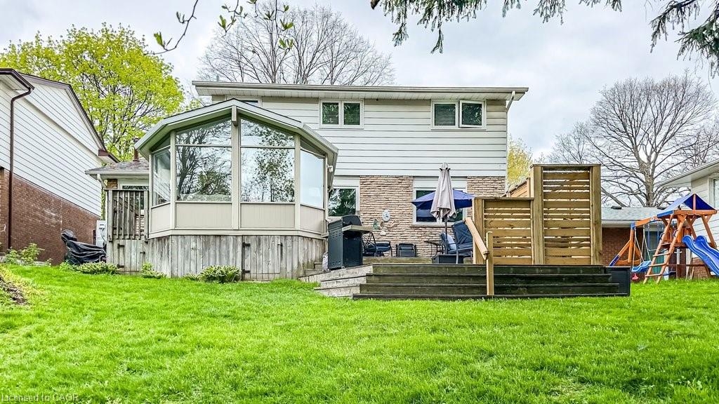 19 Chateau Court Property Photo 45