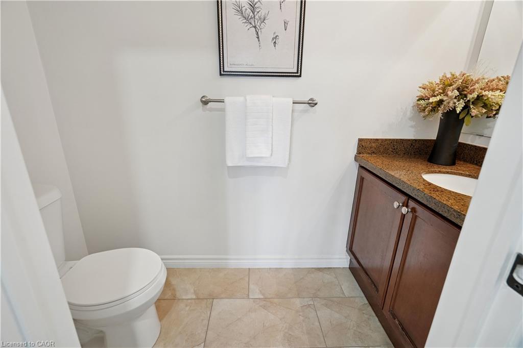 132 Coker Crescent Property Photo 14