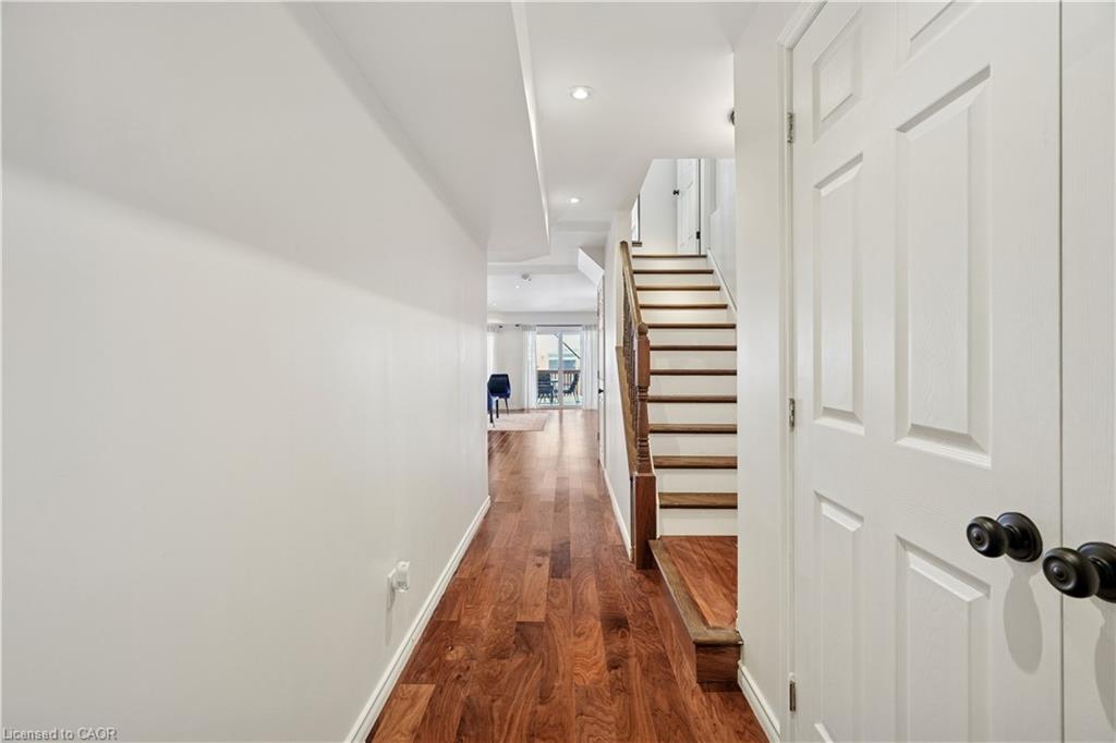 132 Coker Crescent Property Photo 26